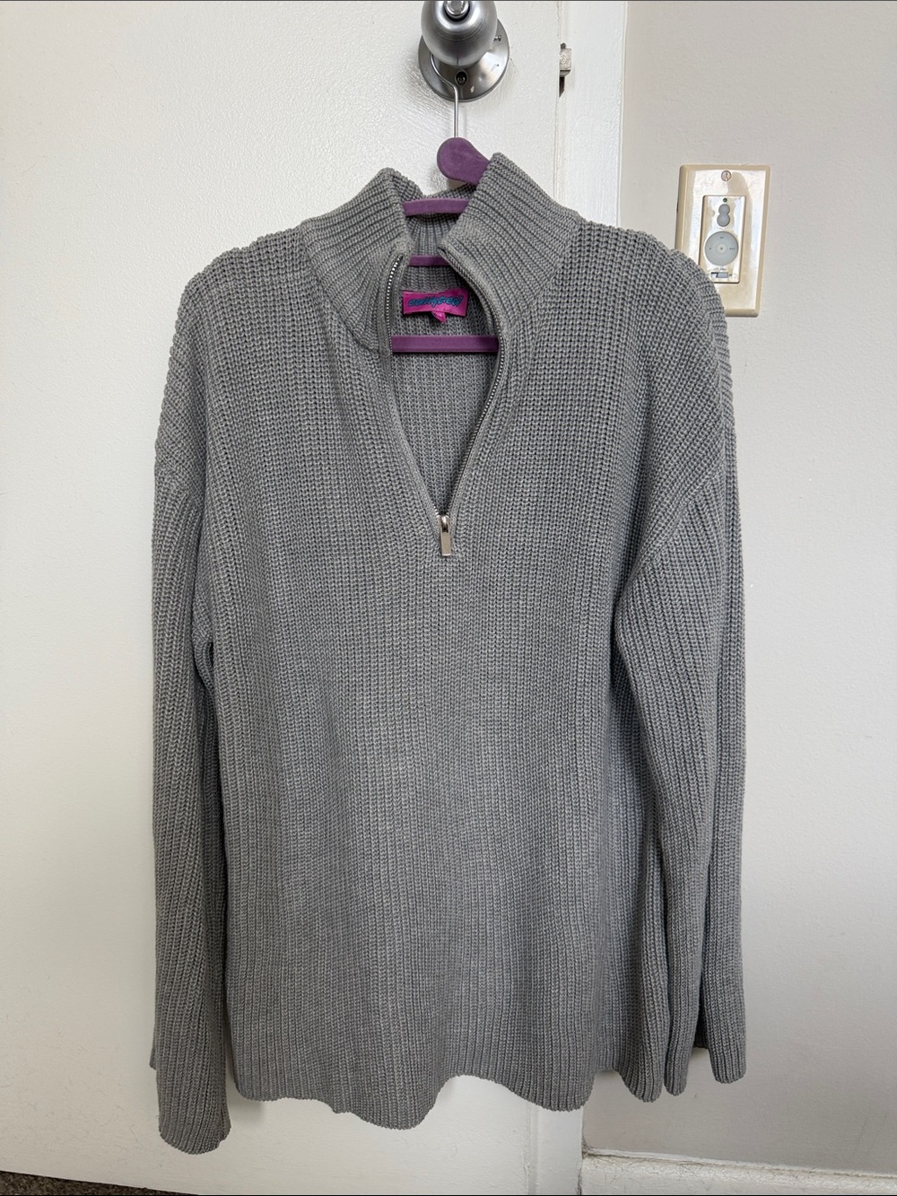 Edikted Oversized Gray Half-Zip Turtleneck Sweater